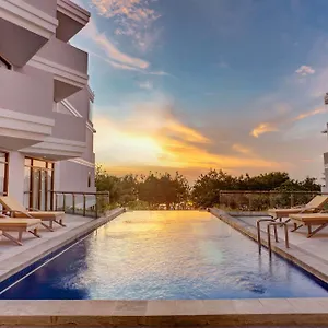 Wyndham Garden Kuta Bali 4*, Kuta Lombok Indonesien